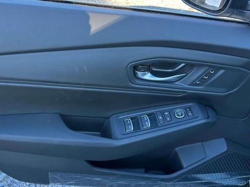 New 2025 Honda Accord EX-L image 16