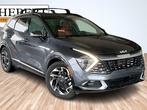 Used 2024 Kia Sportage SX image 2