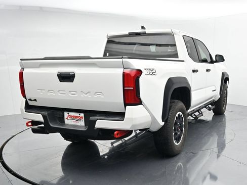 Used 2024 Toyota Tacoma TRD Off-Road AWD/4WD image 6