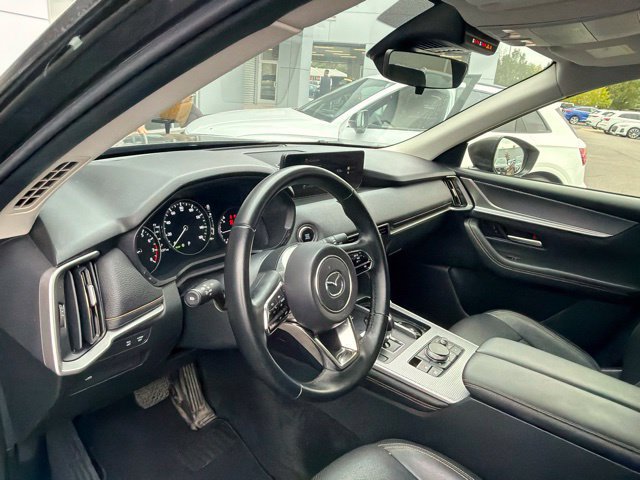 Used 2024 MAZDA CX-90 3.3 Turbo w/ Preferred Plus AWD/4WD image 7