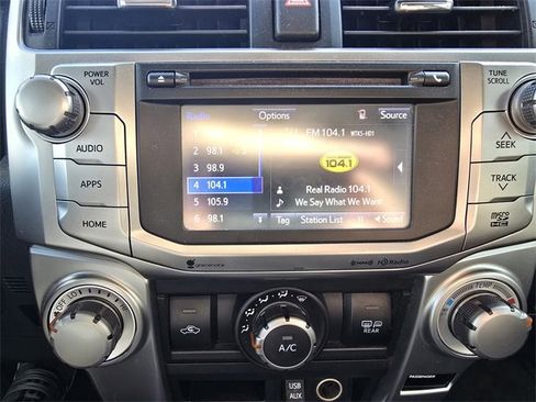 Used 2016 Toyota 4Runner SR5 image 5