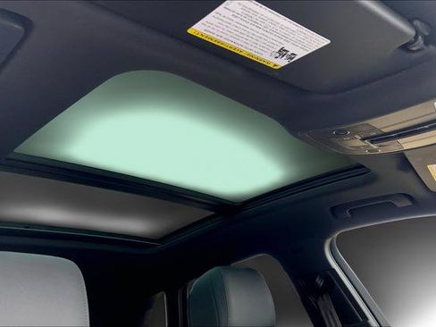 Used 2023 Audi Q3 2.0T Premium Plus w/ Premium Plus Package image 32