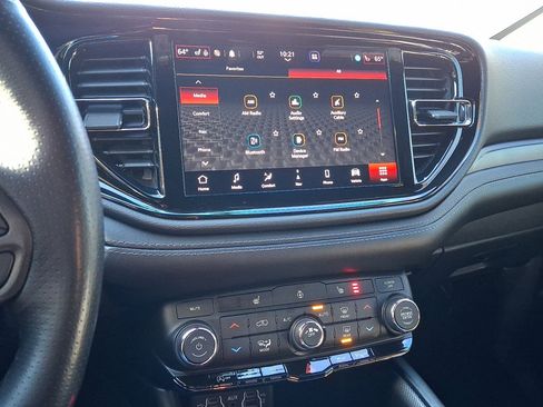 Used 2021 Dodge Durango GT image 27