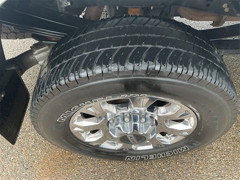 Used 2022 Ford F250 Lariat w/ Lariat Ultimate Package image 16