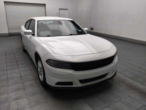 Used 2022 Dodge Charger SXT RWD image 13