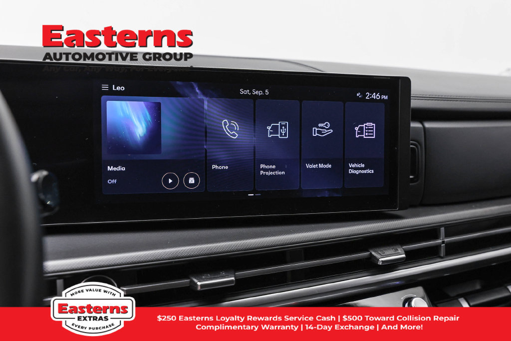 Used 2025 Hyundai Santa Fe SE FWD image 19
