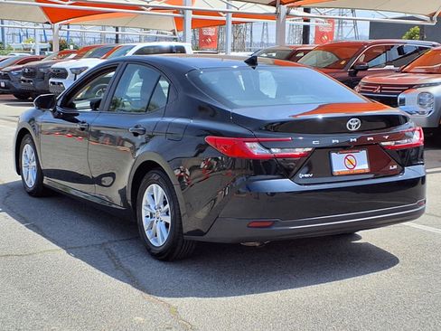 Certified 2025 Toyota Camry LE FWD image 4