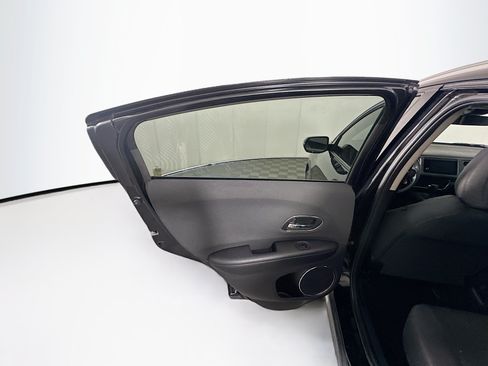 Used 2021 Honda HR-V EX image 32