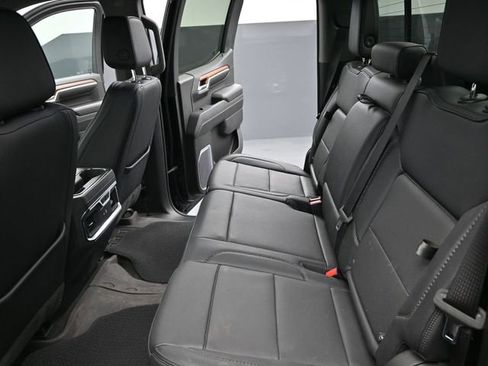 Used 2023 GMC Sierra 1500 Denali w/ Technology Package image 16