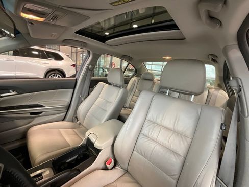 Used 2010 Honda Accord EX-L image 10