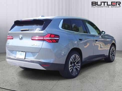 Used 2025 BMW X3 xDrive30i w/ Premium Package AWD/4WD image 6