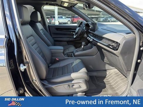 Used 2025 Honda CR-V Sport Touring image 18