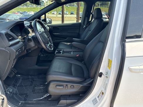 Certified 2024 Honda Odyssey Sport image 16