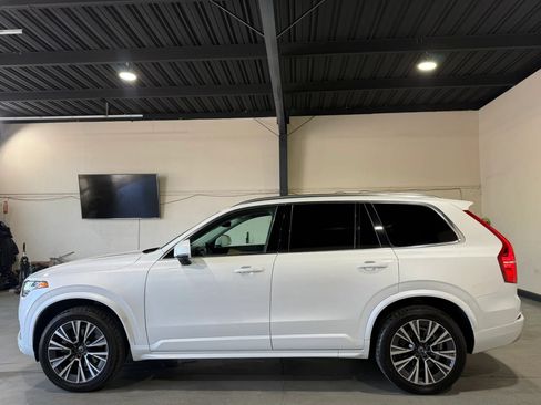 Used 2022 Volvo XC90 T5 Momentum w/ Advanced Package AWD/4WD image 9