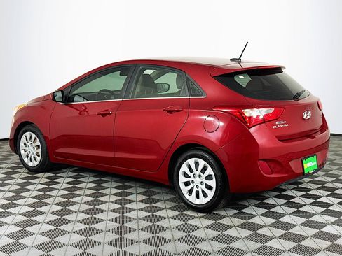 Used 2016 Hyundai Elantra GT FWD image 6