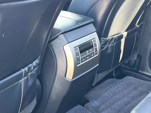 Used 2016 Lexus GX 460 image 26