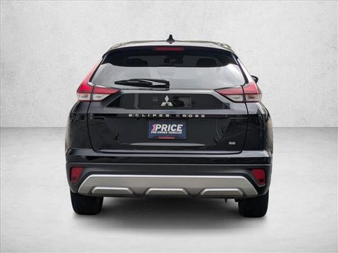Used 2023 Mitsubishi Eclipse Cross SE image 6