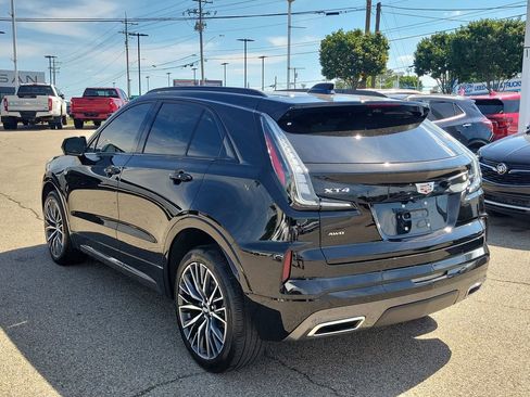Used 2025 Cadillac XT4 Sport AWD/4WD image 3