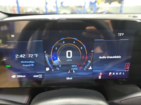 New 2027 Chevrolet Equinox RS w/ LPO, Floor Liner Package AWD/4WD image 20
