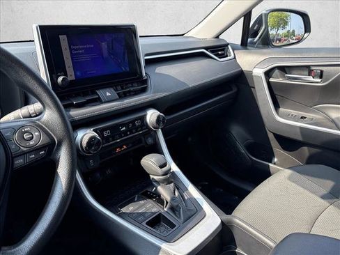 Certified 2025 Toyota RAV4 XLE AWD/4WD image 16