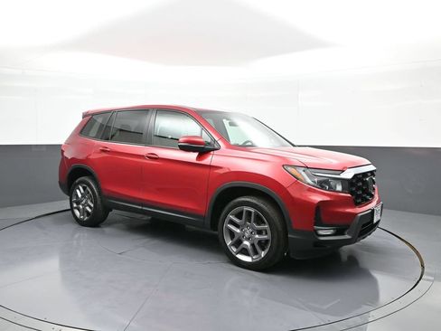 Used 2023 Honda Passport EX-L image 4