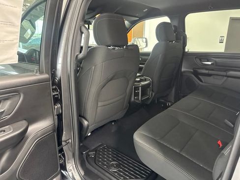 New 2026 RAM 1500 Express AWD/4WD image 16