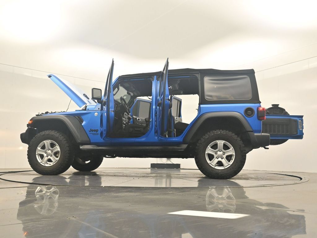 Used 2021 Jeep Wrangler Unlimited Sport AWD/4WD image 44