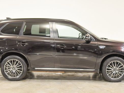 Used 2021 Mitsubishi Outlander SEL image 12