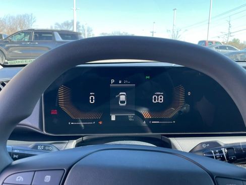 New 2026 Kia K4 FWD image 14