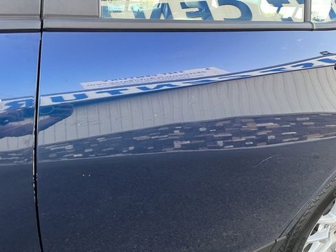 Used 2022 Chevrolet Equinox LS image 9