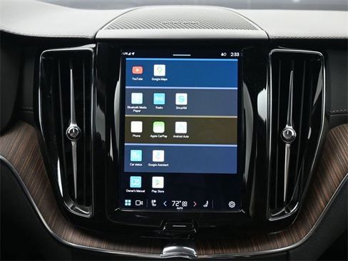 Used 2022 Volvo XC60 B5 Inscription image 20