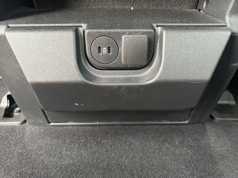 Used 2025 Ford F150 XLT w/ Equipment Group 301A Standard RWD image 22