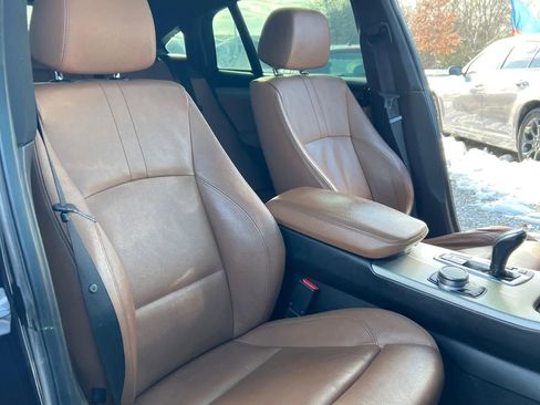 Used 2018 BMW X4 M40i image 17