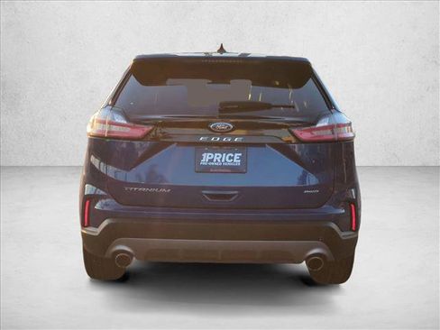 Used 2023 Ford Edge Titanium image 7
