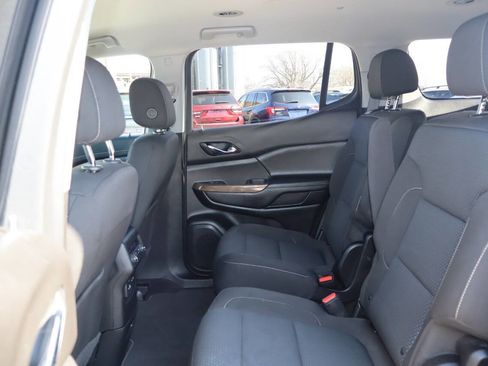 Used 2021 GMC Acadia SLE w/ Driver Convenience Package image 14