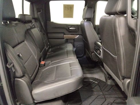 Used 2019 Chevrolet Silverado 1500 High Country image 40