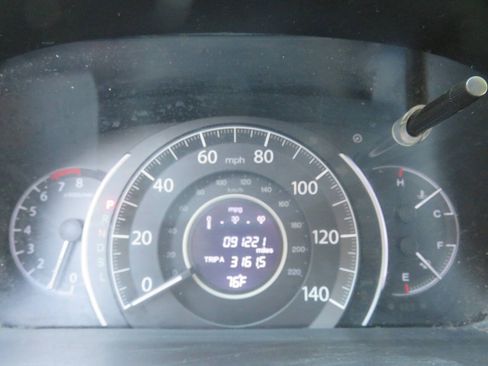 Used 2015 Honda CR-V LX image 15