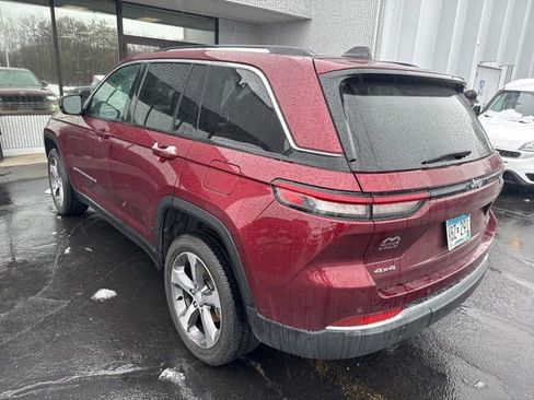 Used 2023 Jeep Grand Cherokee Limited w/ Trailer Tow Prep Group (B) image 7