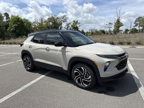 New 2026 Chevrolet TrailBlazer RS w/ Convenience Package FWD image 1