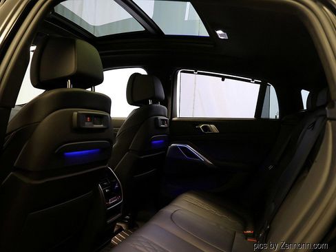 Certified 2022 BMW X6 xDrive40i w/ Executive Package image 13