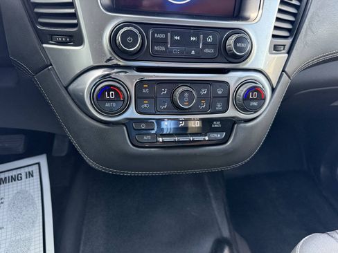 Used 2020 Chevrolet Tahoe 2WD w/ Remote Keyless Entry Package image 28