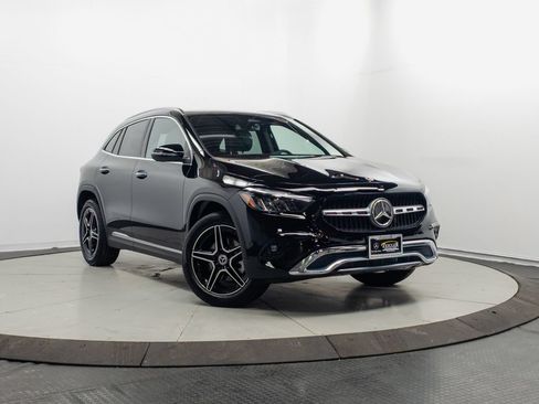 Certified 2026 Mercedes-Benz GLA 250 4MATIC image 1