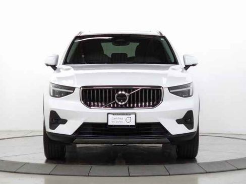 Certified 2023 Volvo XC40 B5 Ultimate w/ Protection Package Premier image 2