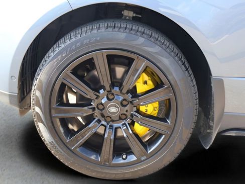 Used 2018 Land Rover Range Rover HSE image 9