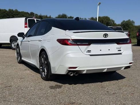 Used 2025 Toyota Camry XSE AWD/4WD image 6