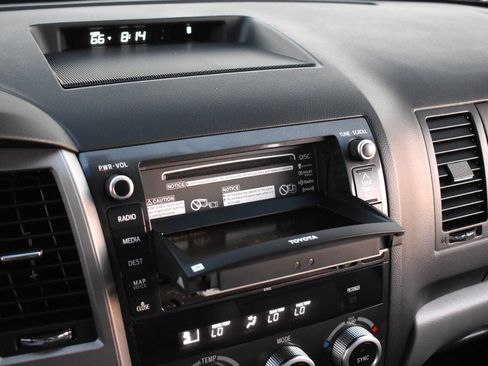 Used 2013 Toyota Sequoia Platinum AWD/4WD image 41
