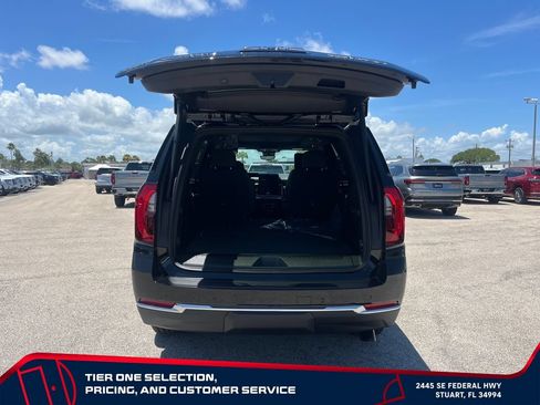New 2026 GMC Yukon XL Denali w/ Denali Reserve Package AWD/4WD image 18