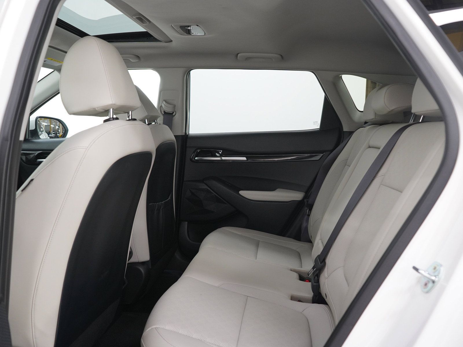 Used 2021 Kia Seltos EX AWD/4WD image 15