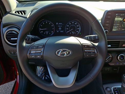 Used 2021 Hyundai Kona SEL AWD/4WD image 18