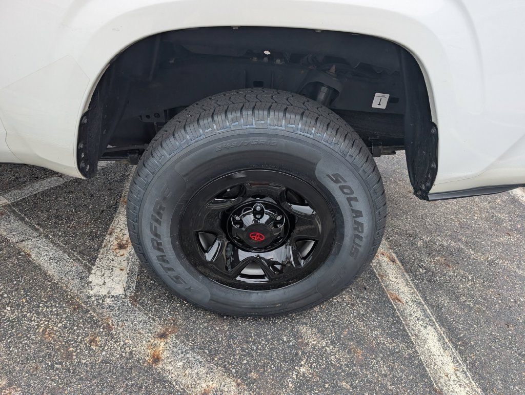 Used 2022 Toyota Tacoma SR RWD image 22